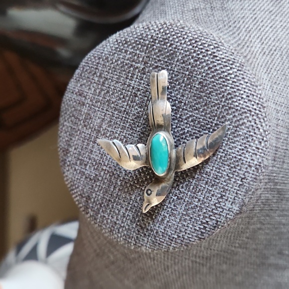Great Native American Navajo Handmade Vintage Turquoise Bird Pin 🐦 - Picture 9 of 10